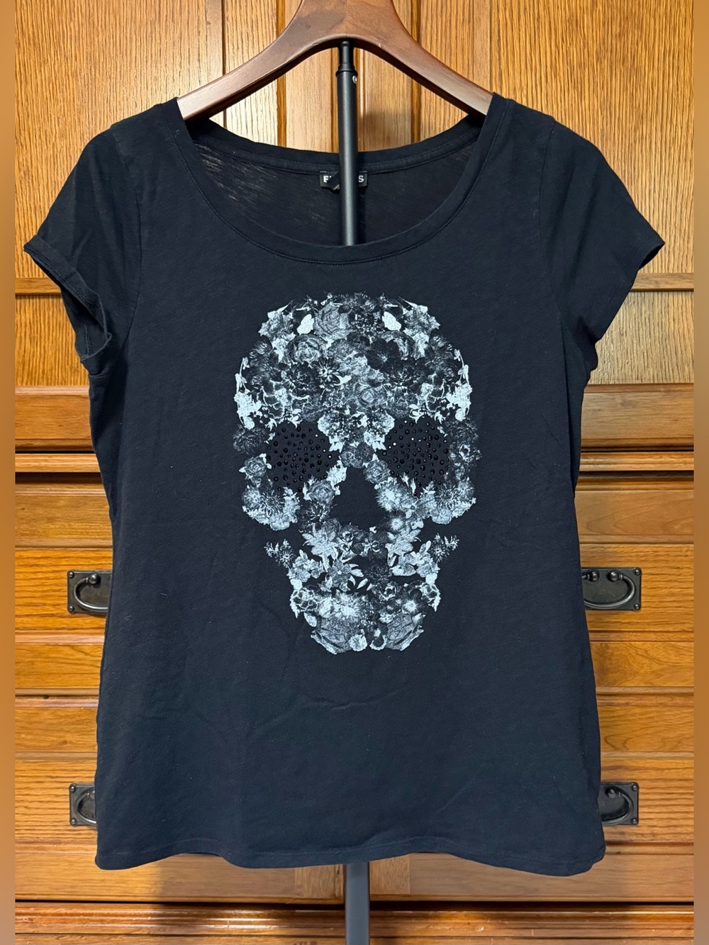 Express Floral Skull Rhinestone Graphic Tee Edgy Goth Romance Grunge Chic Layer